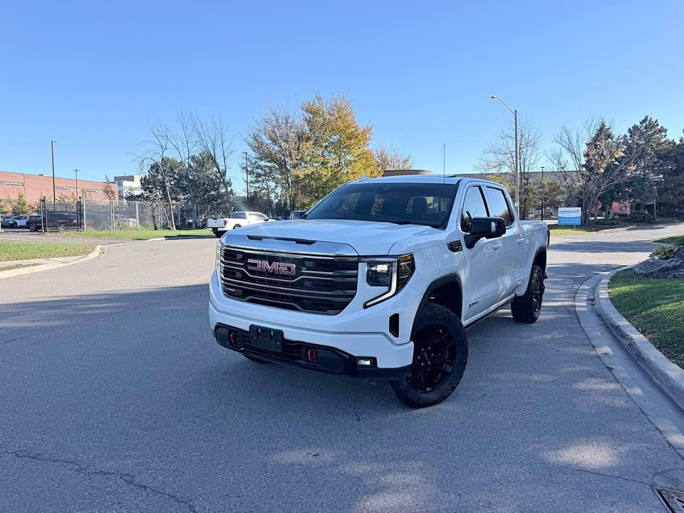 2022 GMC Sierra 1500 AT4 – Diesel – Clean Title – 4x4