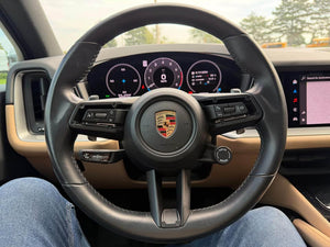 2024 Porsche Cayenne photo 5