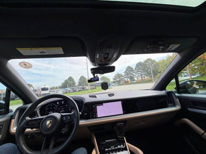 2024 Porsche Cayenne photo 8