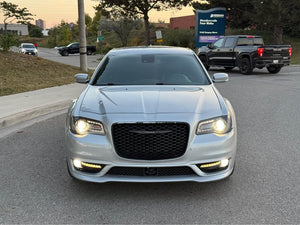 2019 Chrysler 300S photo 2