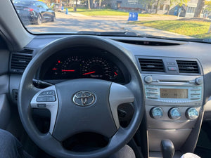 2009 Toyota Camry LE – Leather Seats – Great Value photo 11