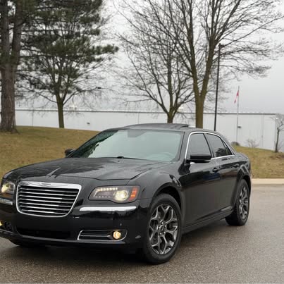 2014 Chrysler 300 (SOLD)