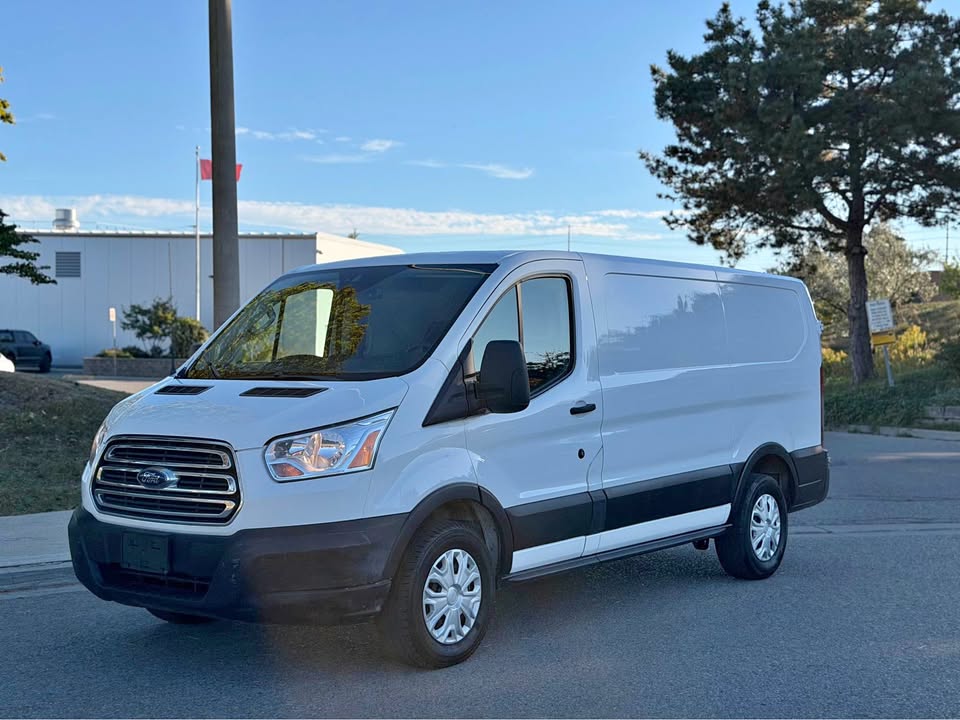 2018 Ford Transit T-150 Cargo Van – Clean Carfax – 3.7L V6